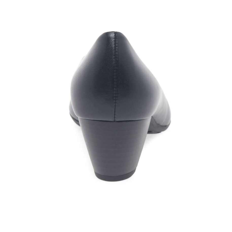 Gabor 02.120.26 Brambling Ocean