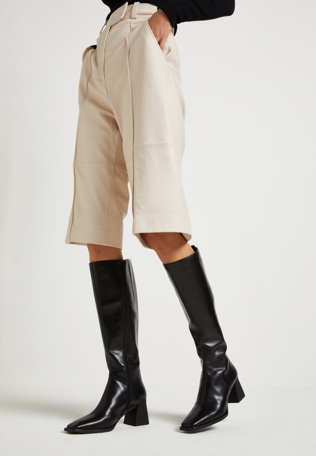 Black Ansie - Classic Heels Gabor