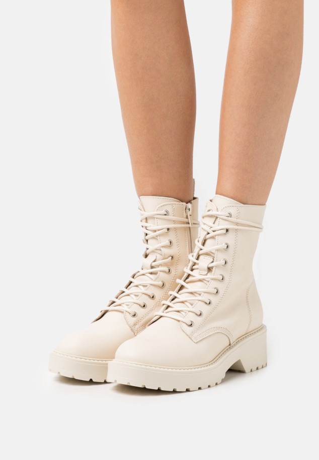 Gaborlace-Up Ankle Boots Panna