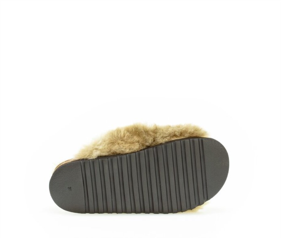 Gabor 73016-11 - Brown Faux Fur