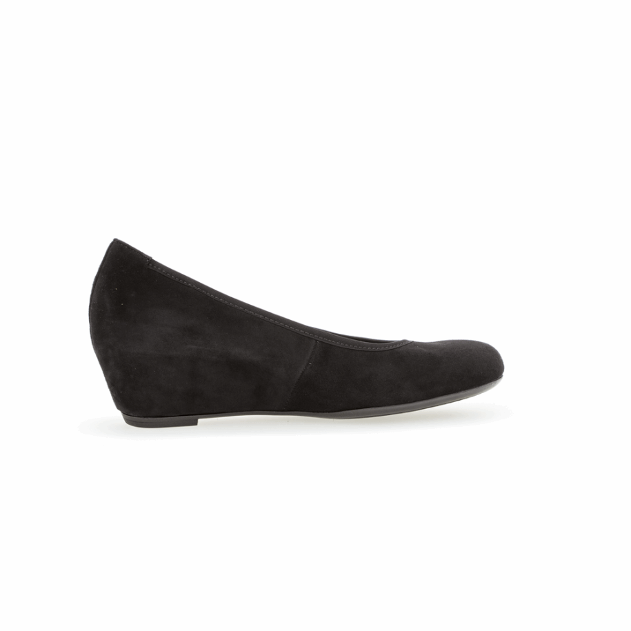 Wedge Pump Gabor Black