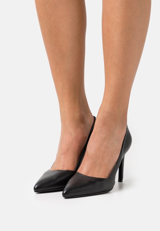 Black Lanette Leather Pump - Classic Heels Gabor