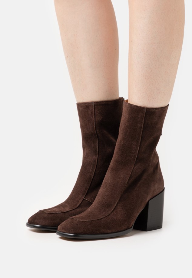 Gabor Classic Ankle Boots Taupe