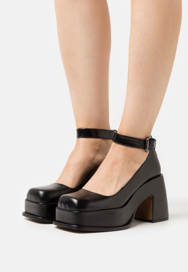 High Heels Black Gabor