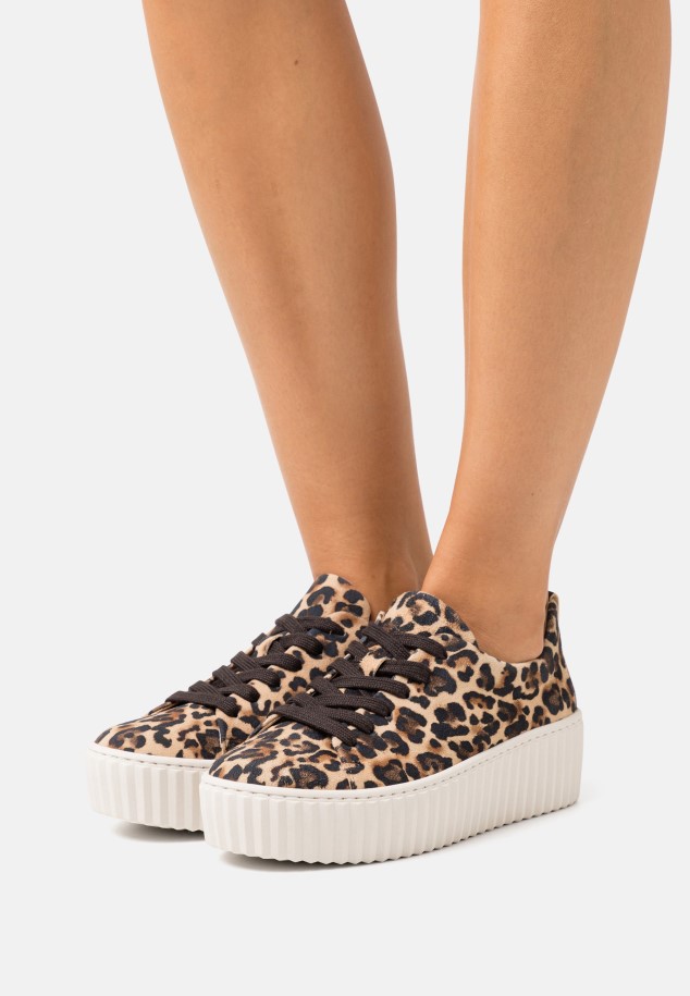 Beige Gabor High-Top Trainers