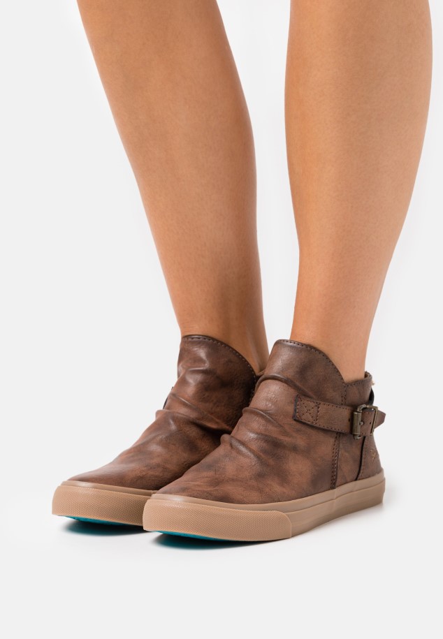 Beige Gabor High-Top Trainers