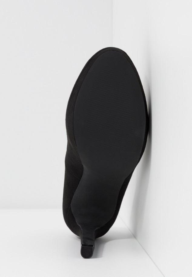 Black High Heels Gabor