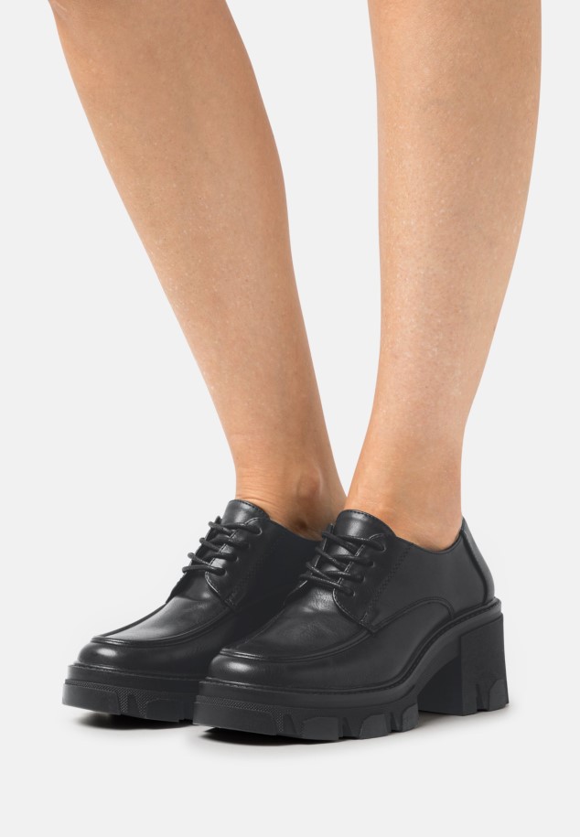 Vintage Black Gabor Leona - Lace-Up Heels