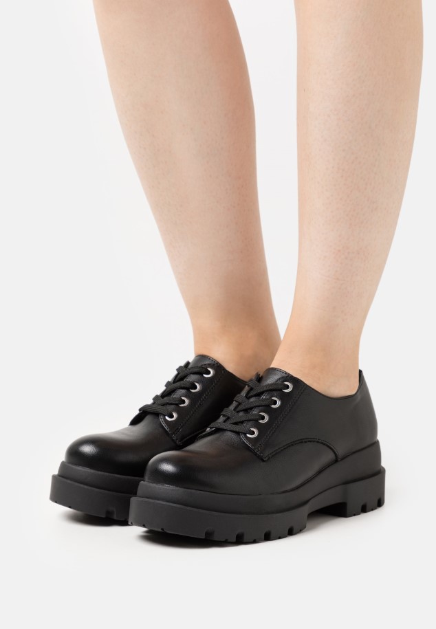 Vintage Black Gabor Leona - Lace-Up Heels