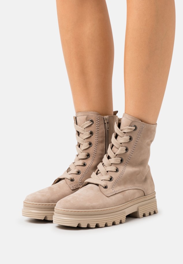 Fango Gabor Platform Boots