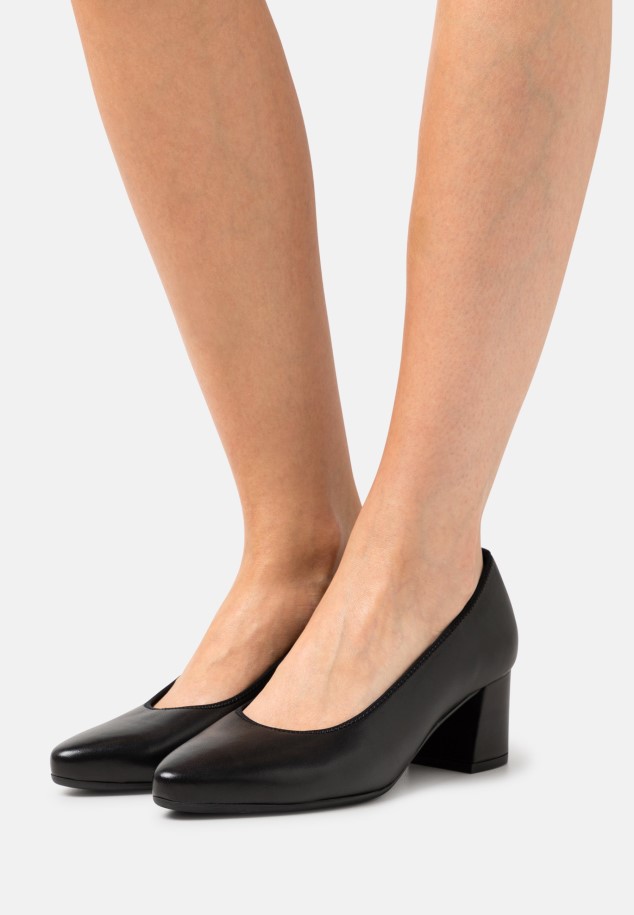 Classic Heels Women Black Gabor