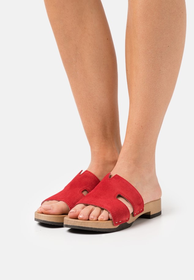 T-Bar Sandals Gabor Lobster