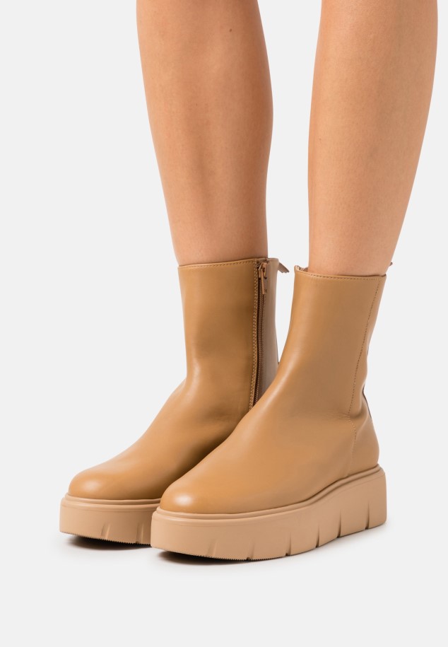 Gabor Platform Ankle Boots Camel