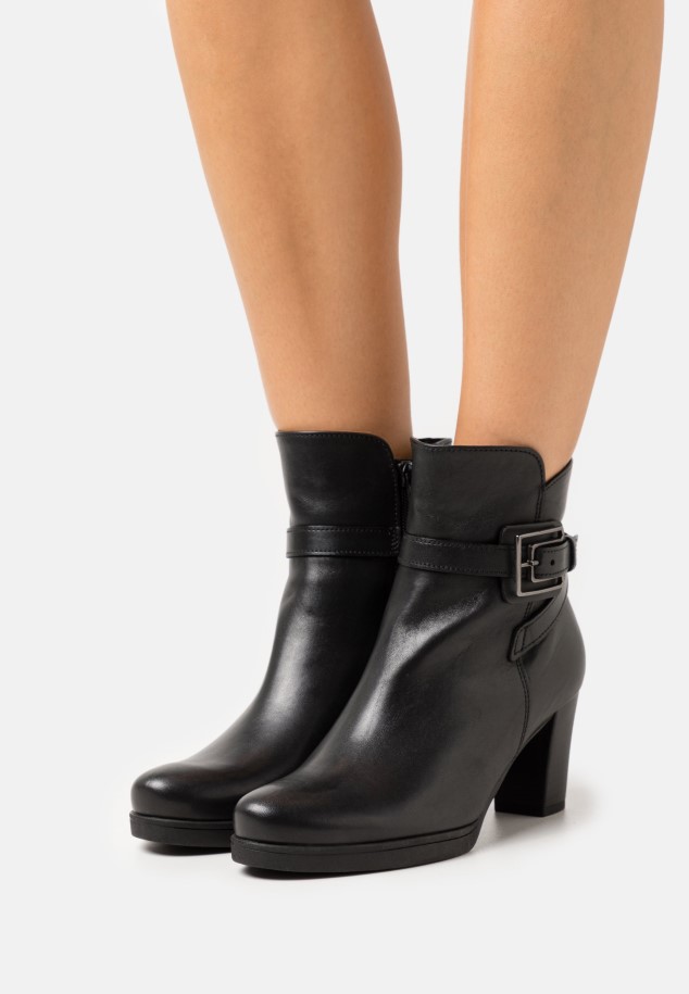 Chino Gabor Classic Ankle Boots