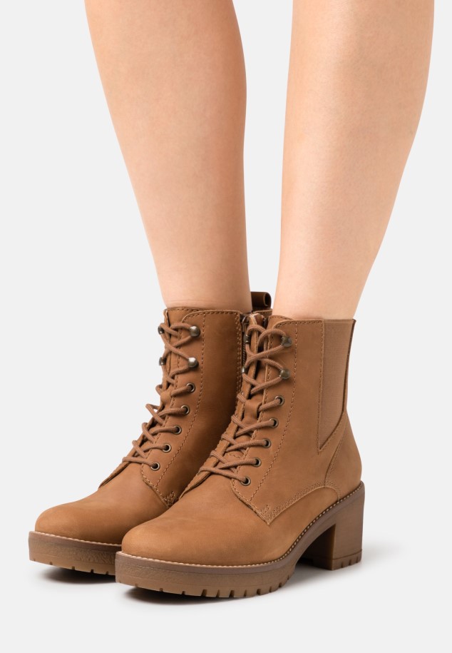 Peanut Lace-Up Ankle Boots Gabor