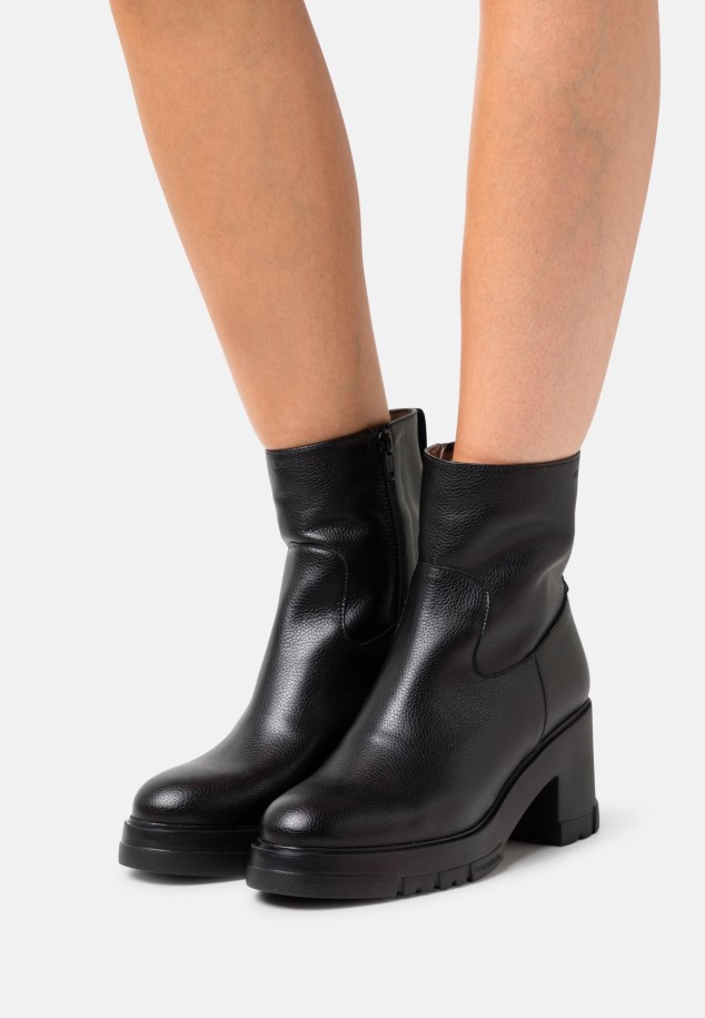 Black Classic Ankle Boots Gabor
