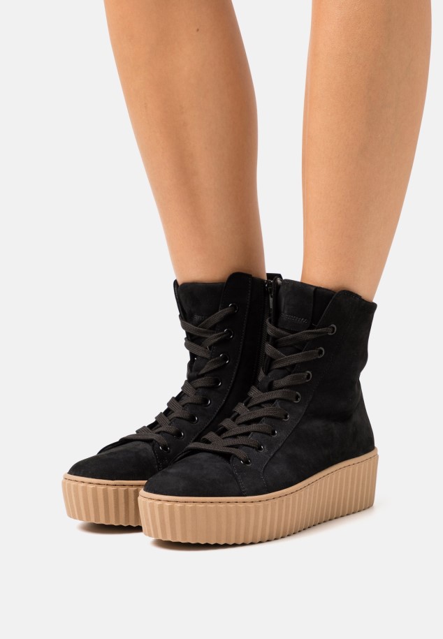 Caramel Lace-Up Boots Gabor