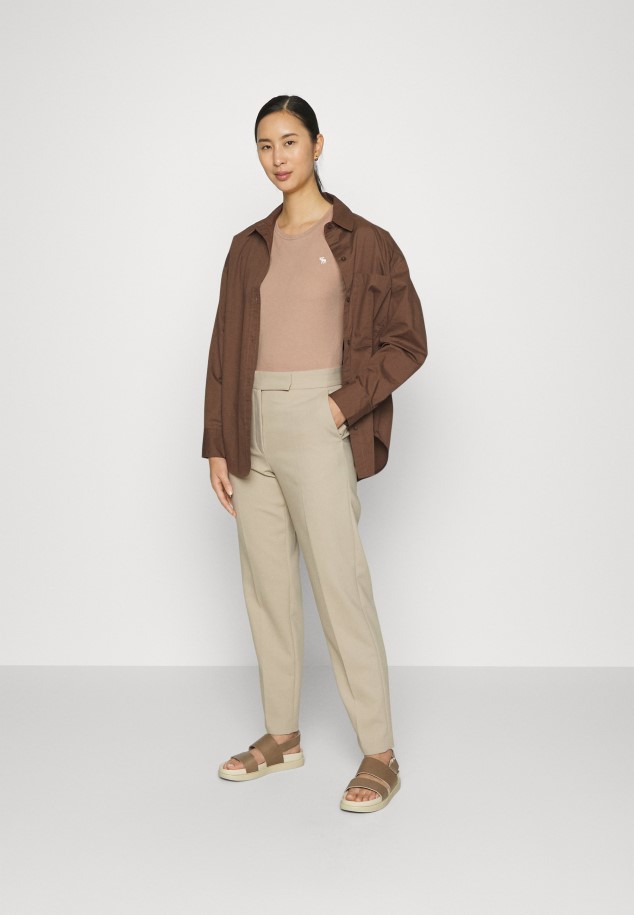 Black T-Bar Sandals Gabor