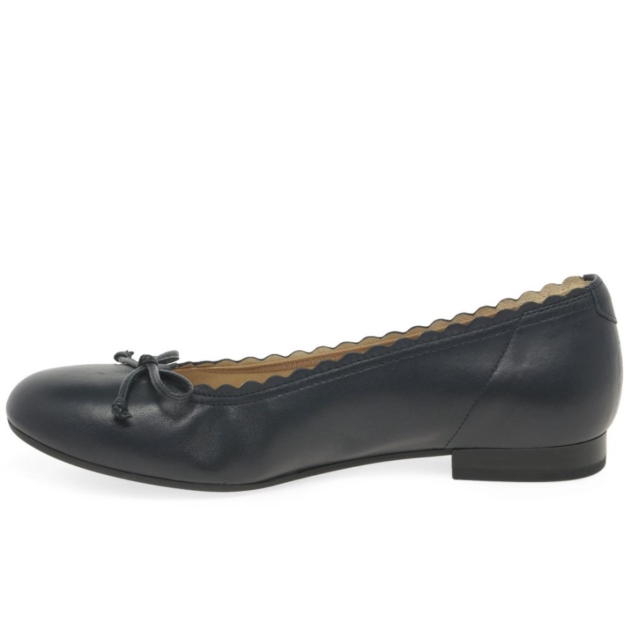 Conchita Ladies Ballet Pumps Midnight Gabor