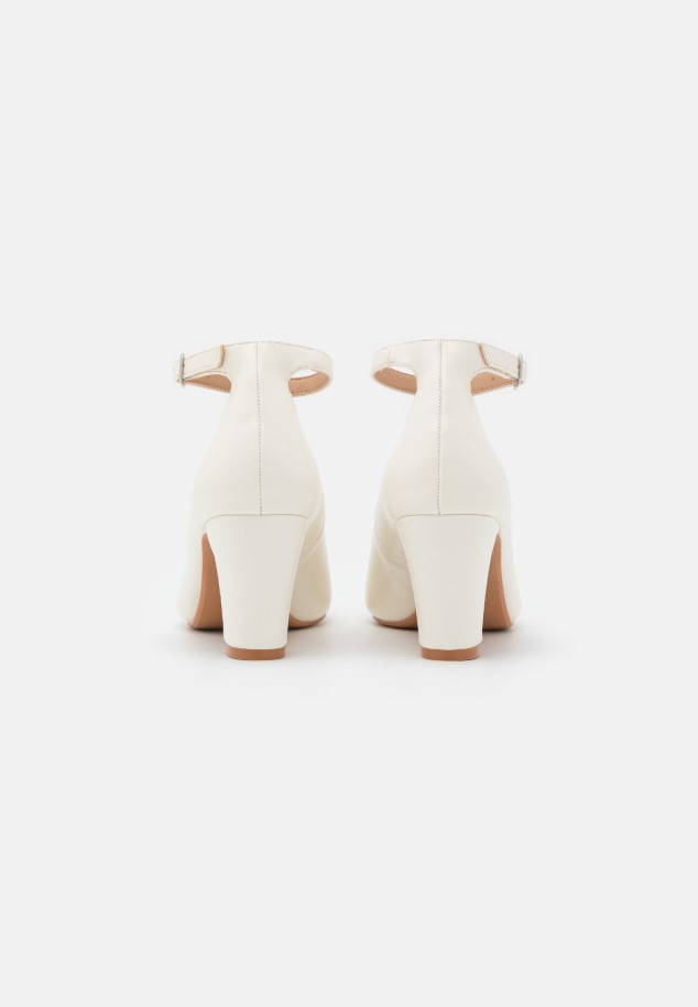 Classic Heels White Gabor