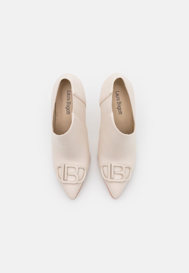 Ivory Gabor Classic Heels