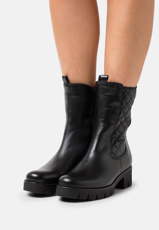 Lace-Up Boots Gabor Black