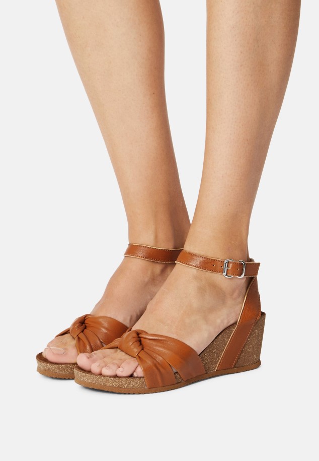 Gabor Whisky Platform Ankle Boots