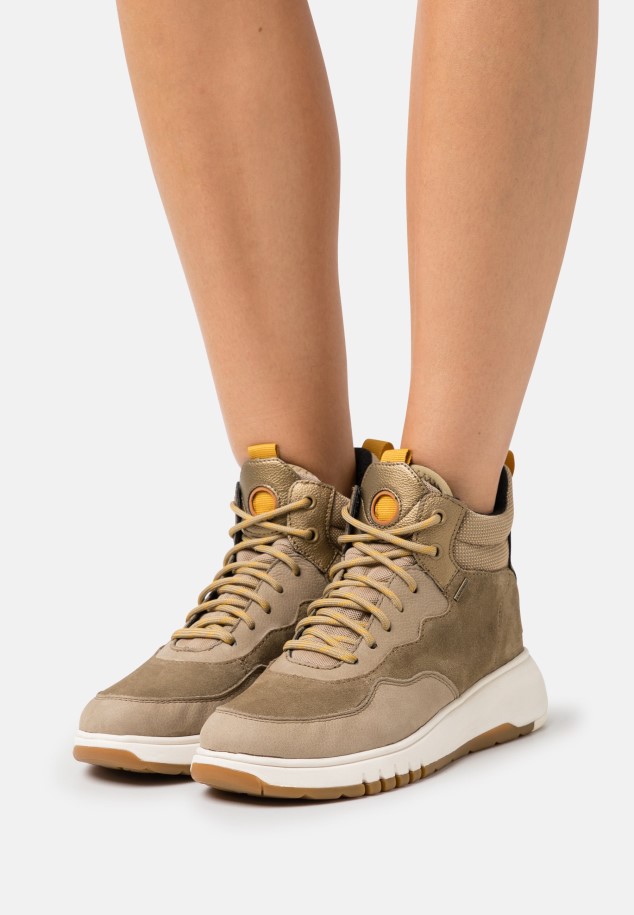 Salbei/Panna High-Top Trainers Gabor