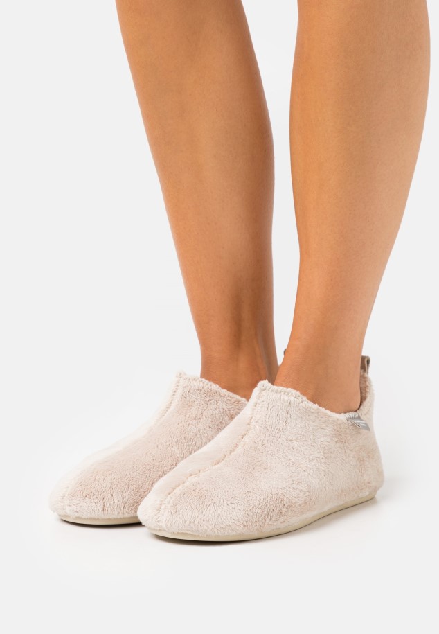 Gabor Dusty Rose Slippers