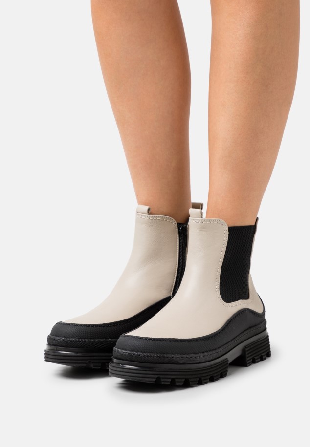 Gabor Fango Lace-Up Ankle Boots