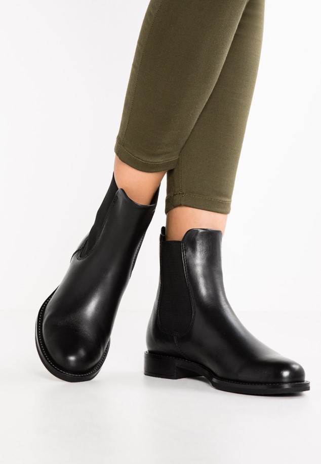 Black Women Classic Ankle Boots Gabor